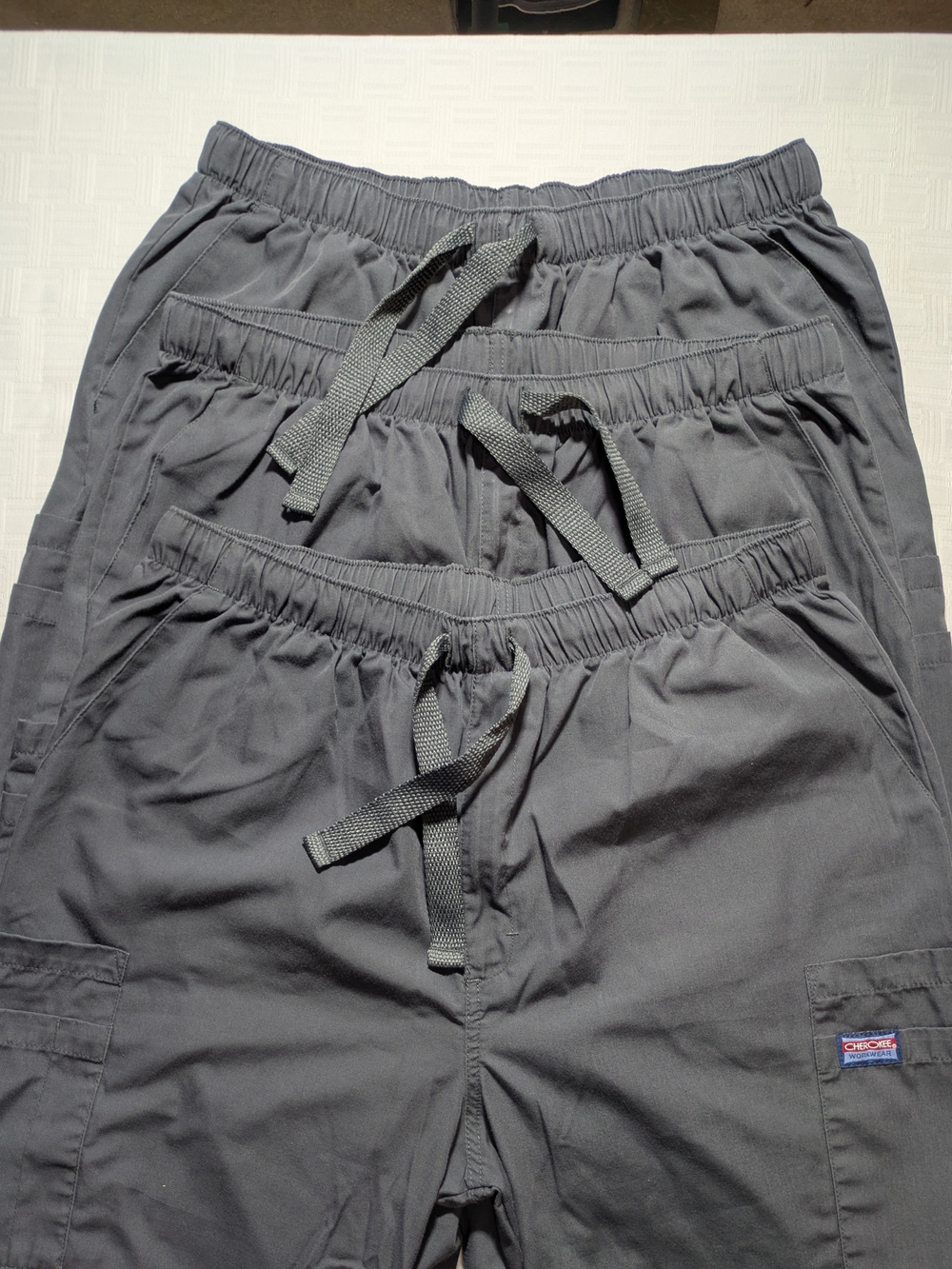 ​Lot of 3 Cherokee Workwear Men’s Scrub Pants Large Pewter Grey 4000